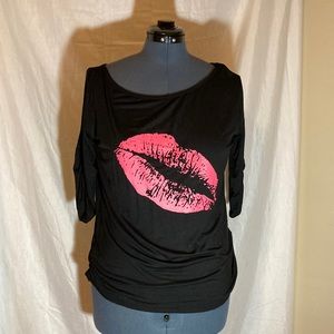 Super Cute Hot Lips 👄 Shirt